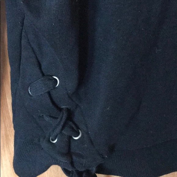 Ladies Mossimo Side Tie Black Top Sz Large - Picture 2 of 2